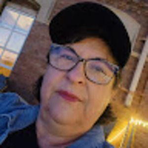 Meet your Posher, Cheryl